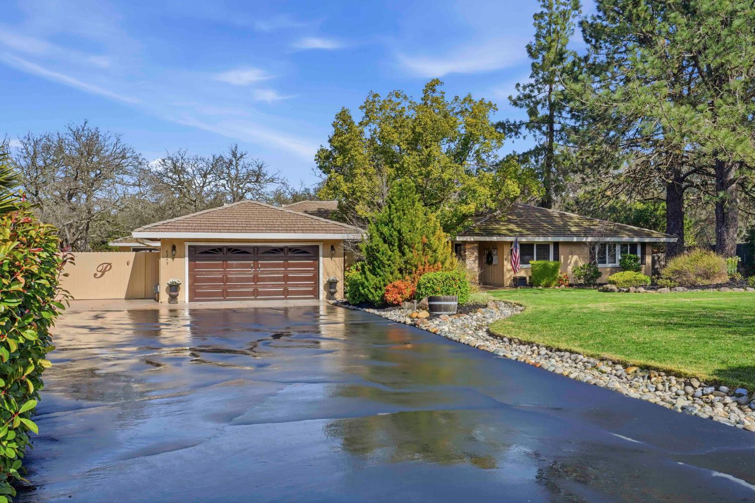 6245 Macduff Drive