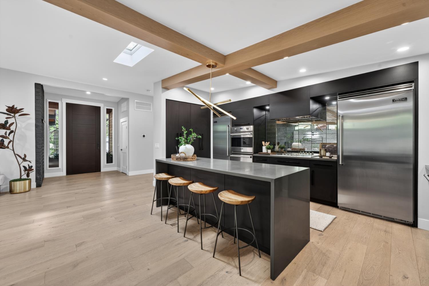 8290 Oak Knoll Drive