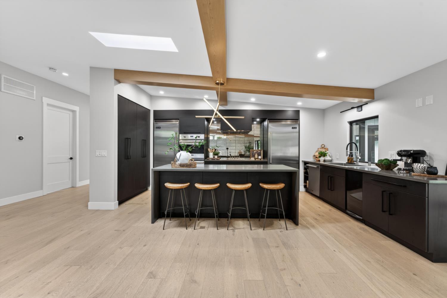 8290 Oak Knoll Drive