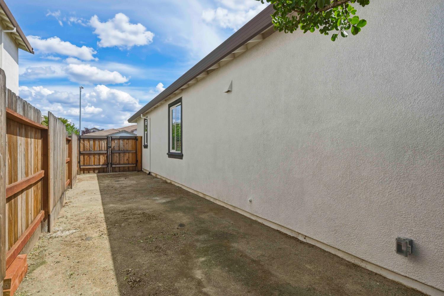 5002 Heather Ranch Way