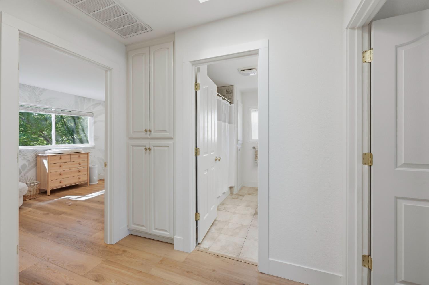 204 Oak Canyon Way