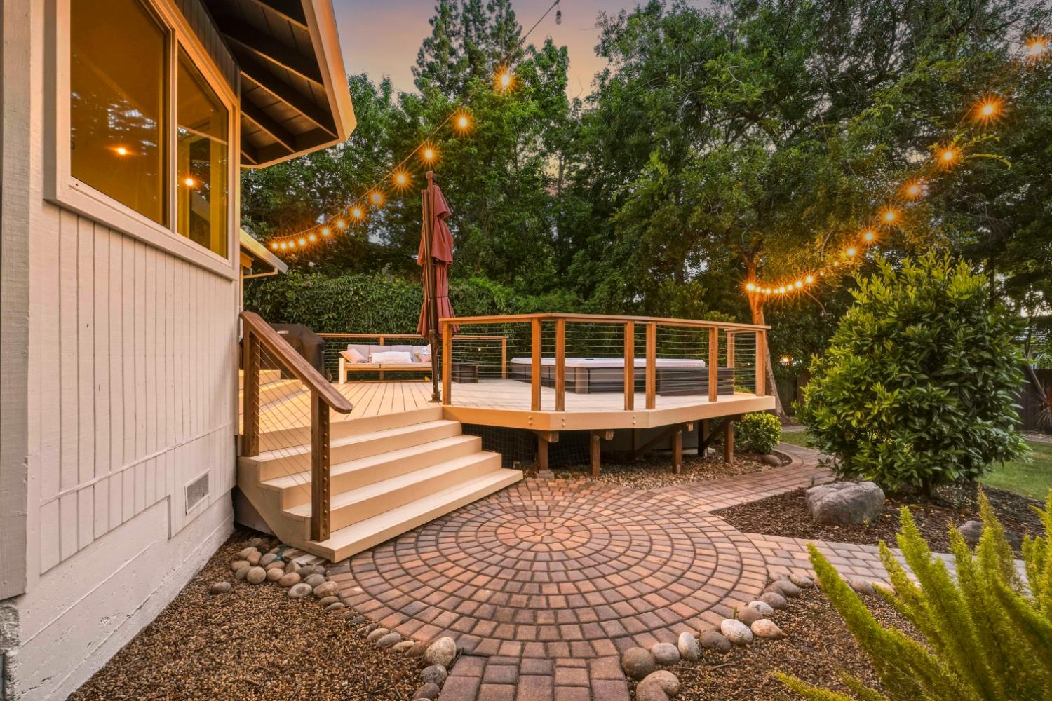 204 Oak Canyon Way