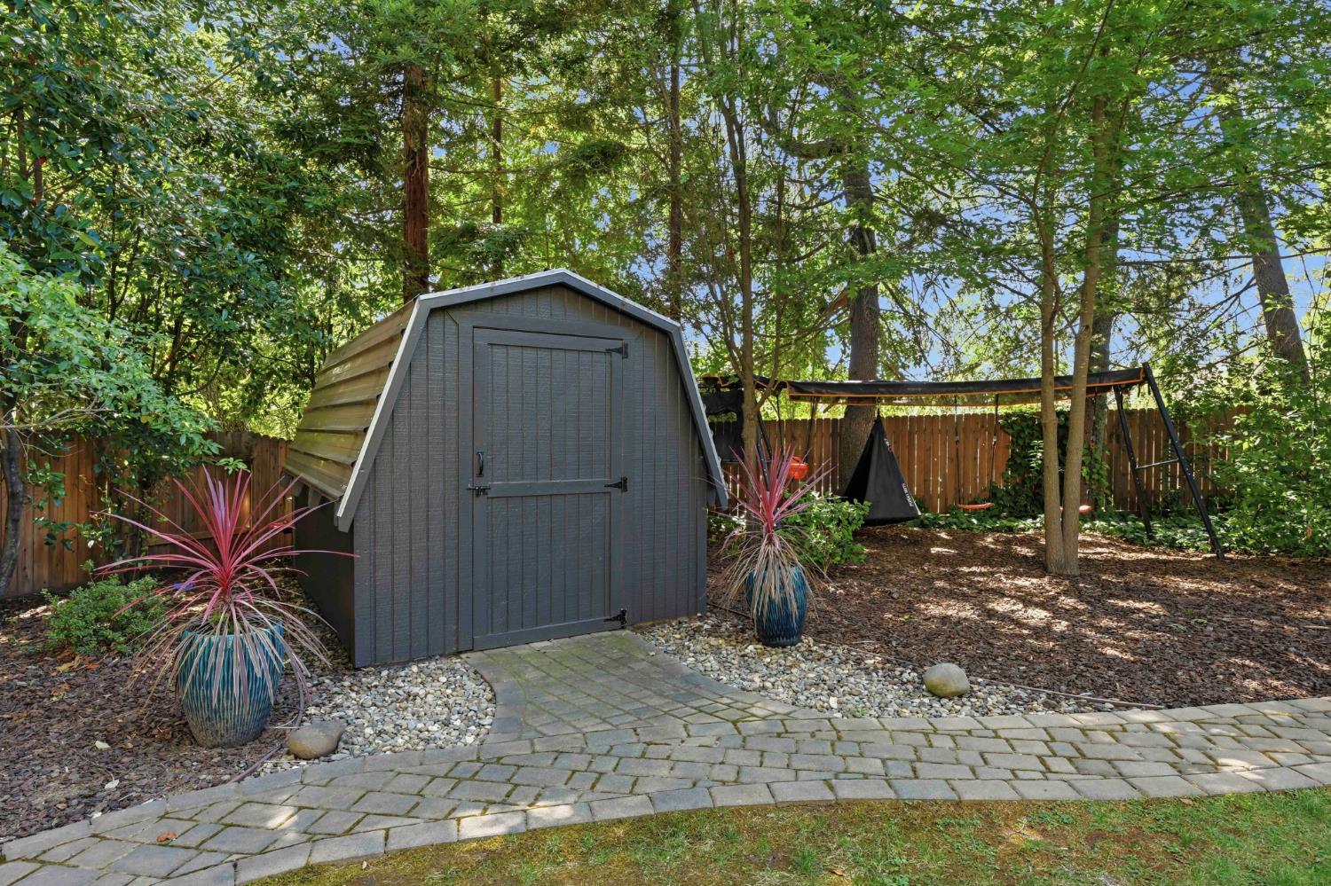 204 Oak Canyon Way