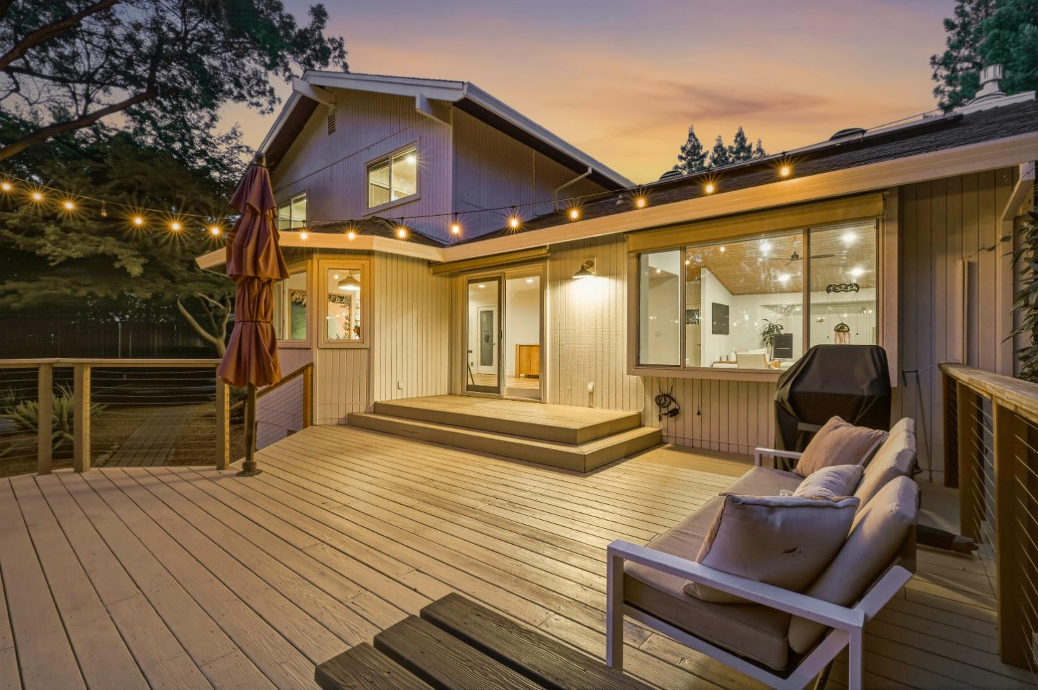 204 Oak Canyon Way