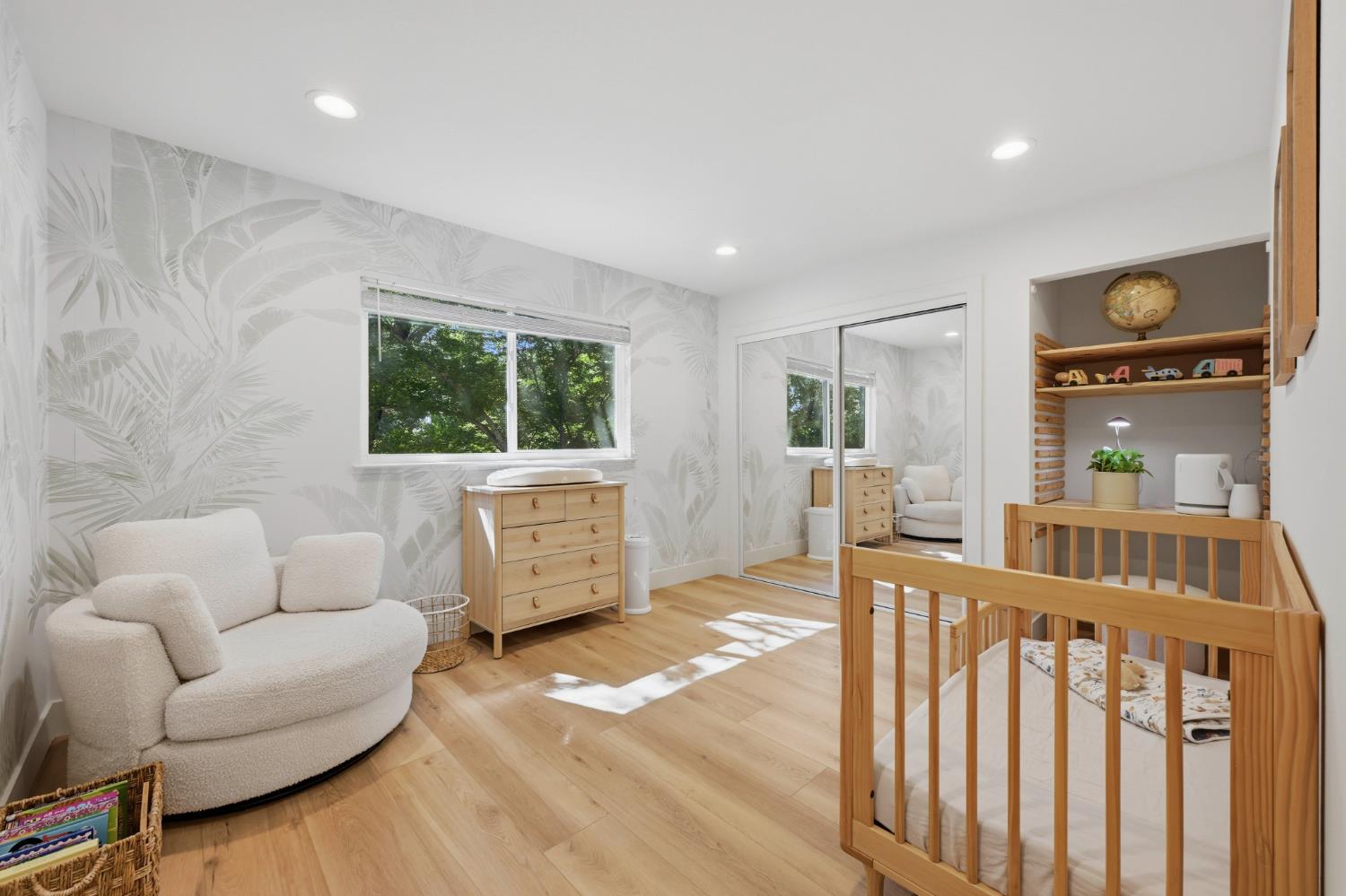 204 Oak Canyon Way