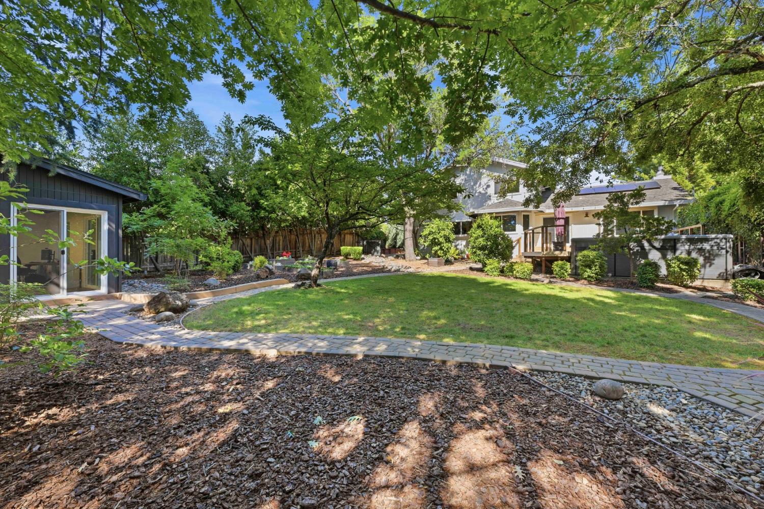 204 Oak Canyon Way