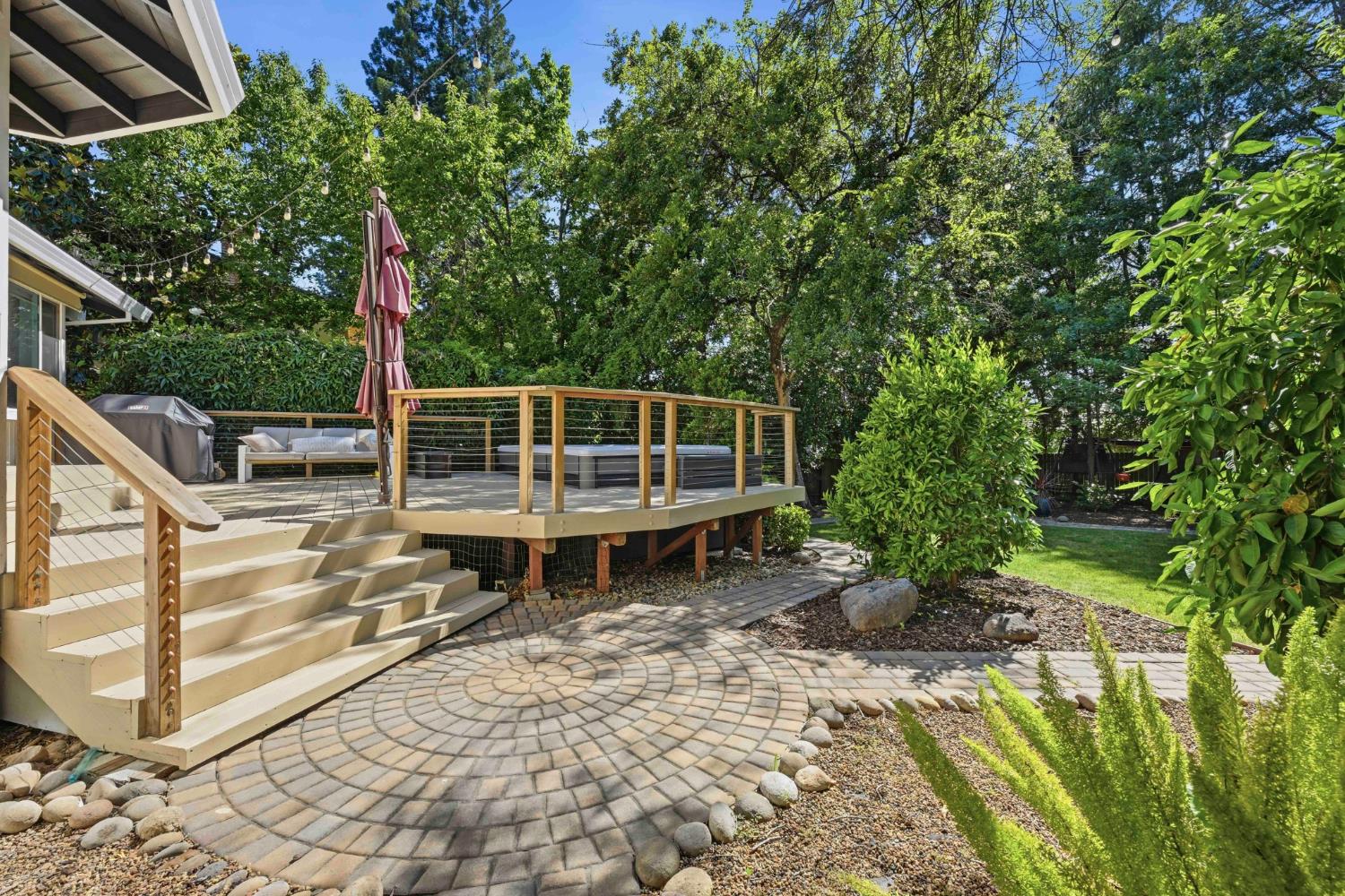 204 Oak Canyon Way