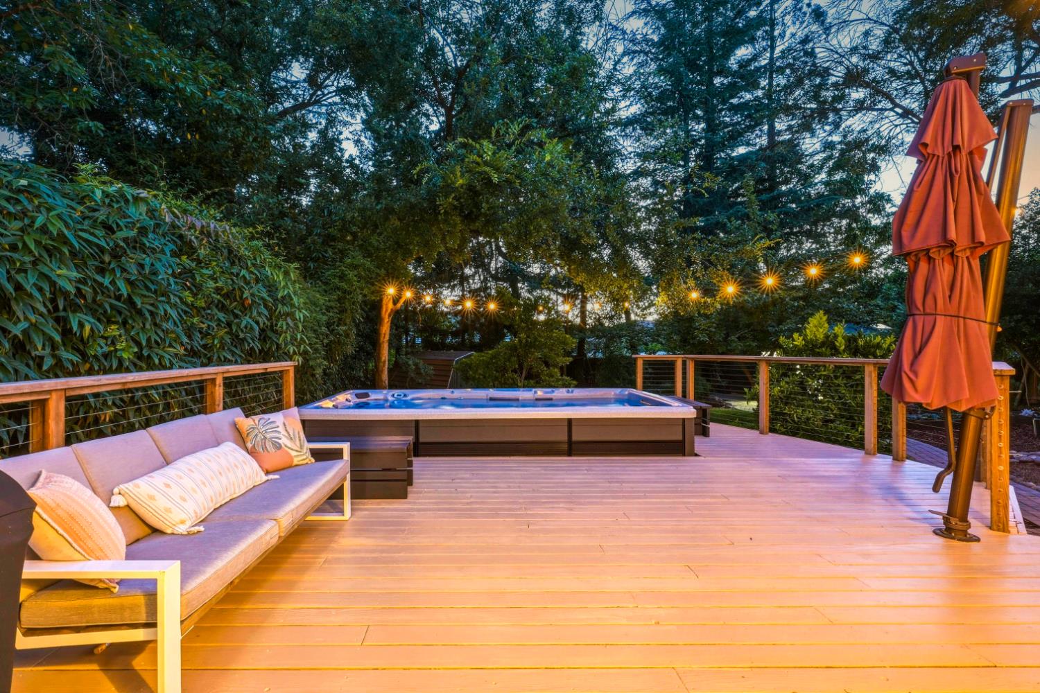 204 Oak Canyon Way