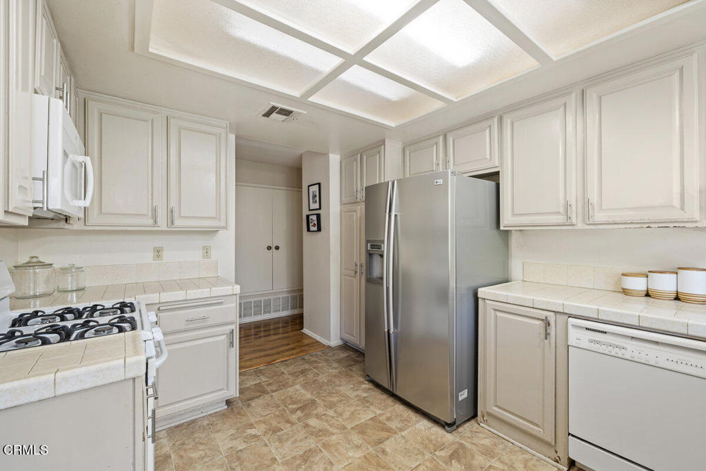 4018 Stoneriver Court