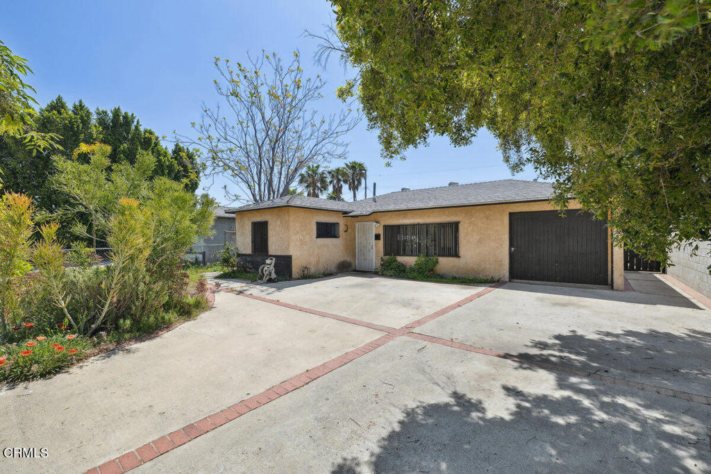 11211 De Haven Avenue