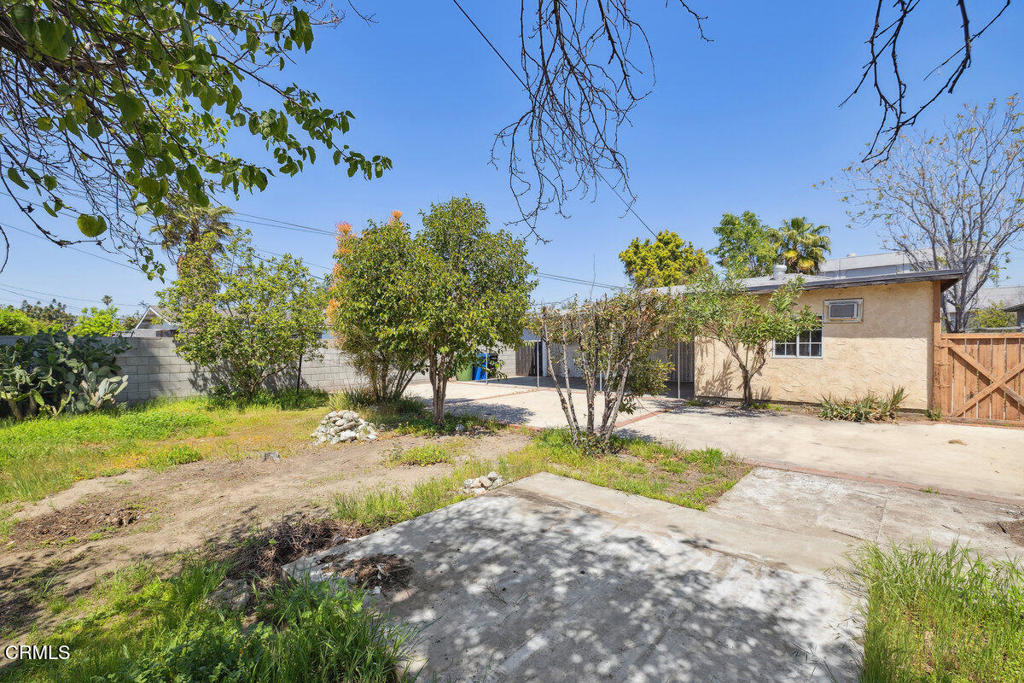 11211 De Haven Avenue