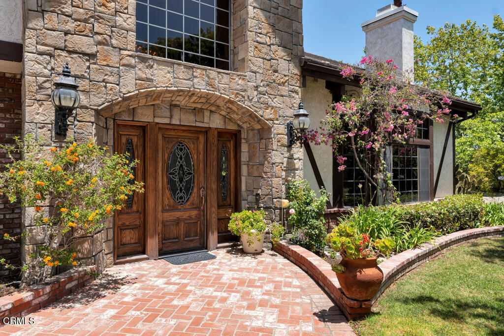 11395 Highridge Court