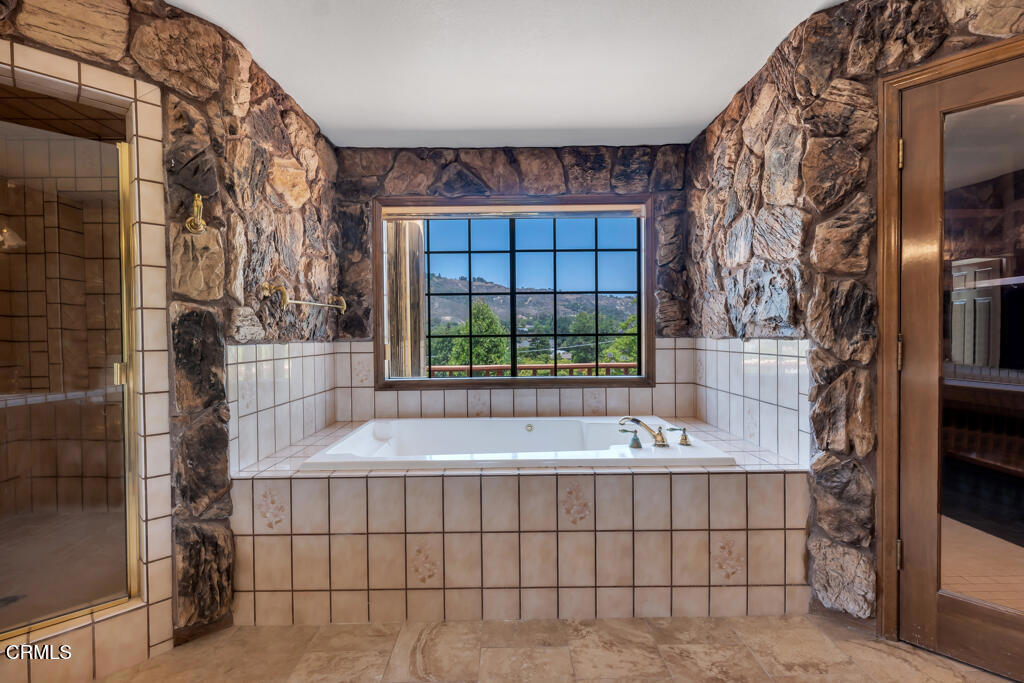 11395 Highridge Court