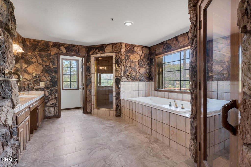 11395 Highridge Court