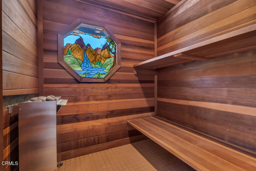 11395 Highridge Court