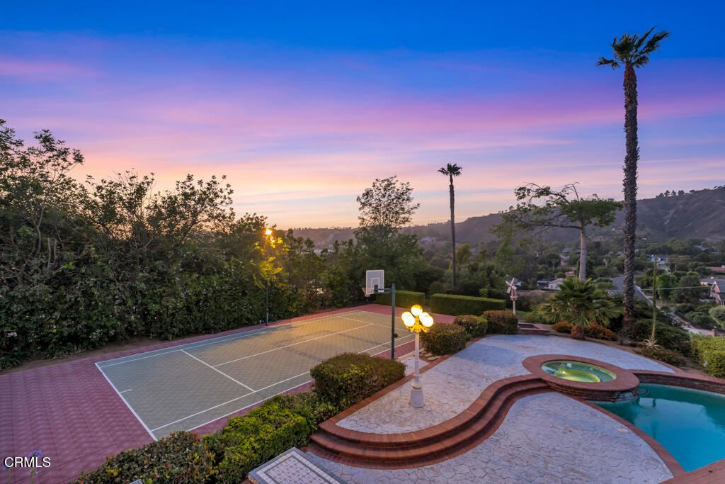 11395 Highridge Court