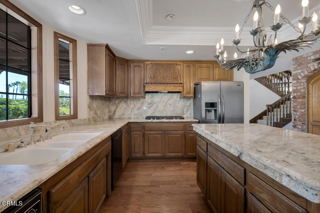 11395 Highridge Court