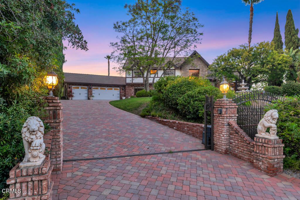 11395 Highridge Court