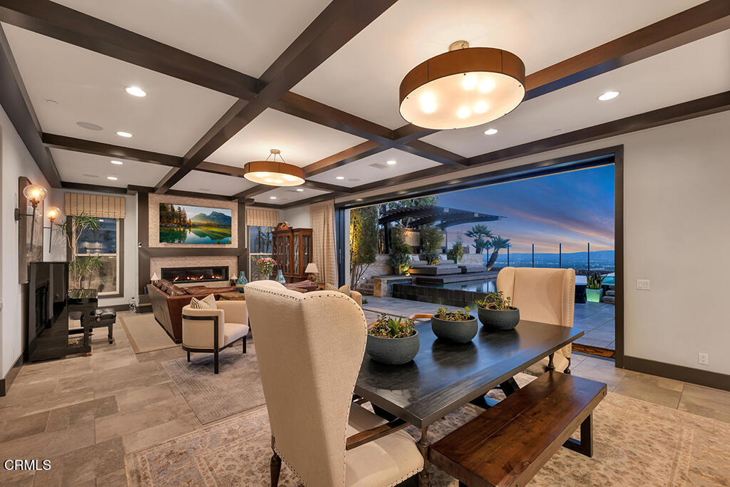 11735 N Manchester Way