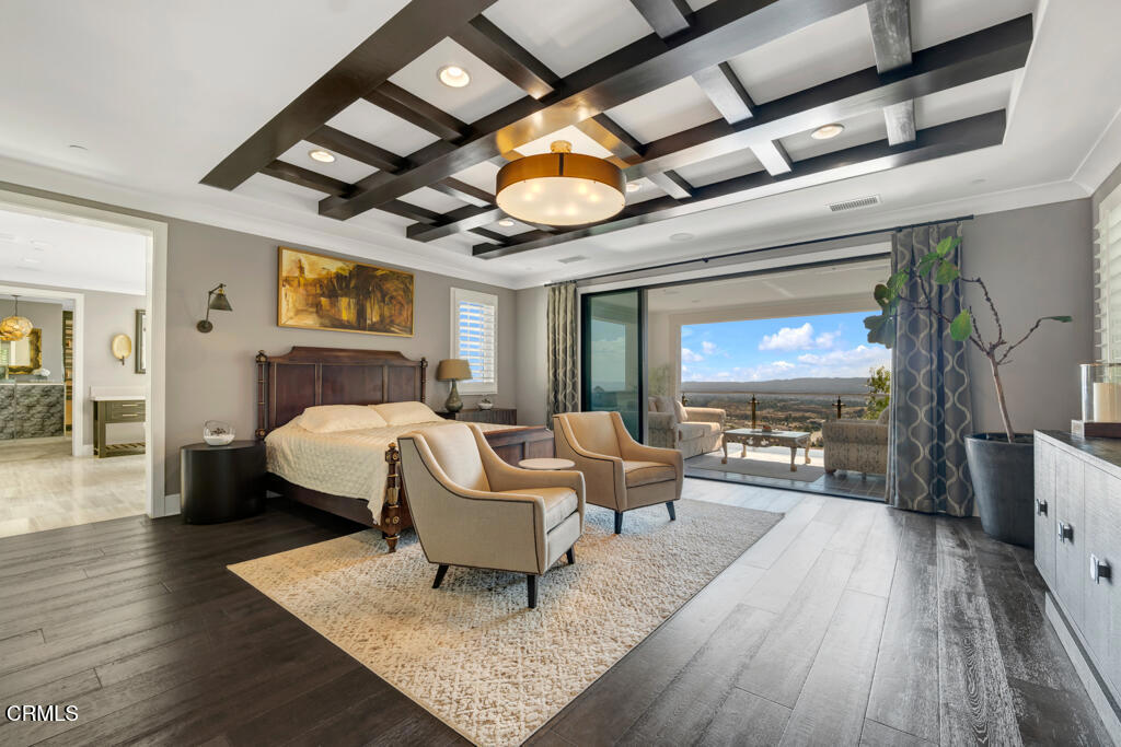 11735 N Manchester Way