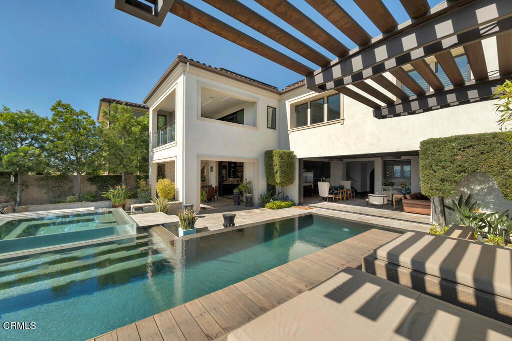 11735 N Manchester Way