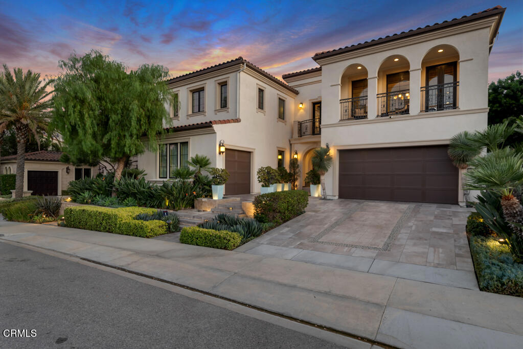 11735 N Manchester Way