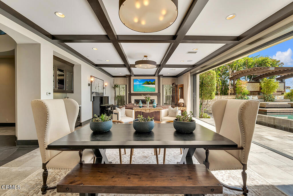 11735 N Manchester Way