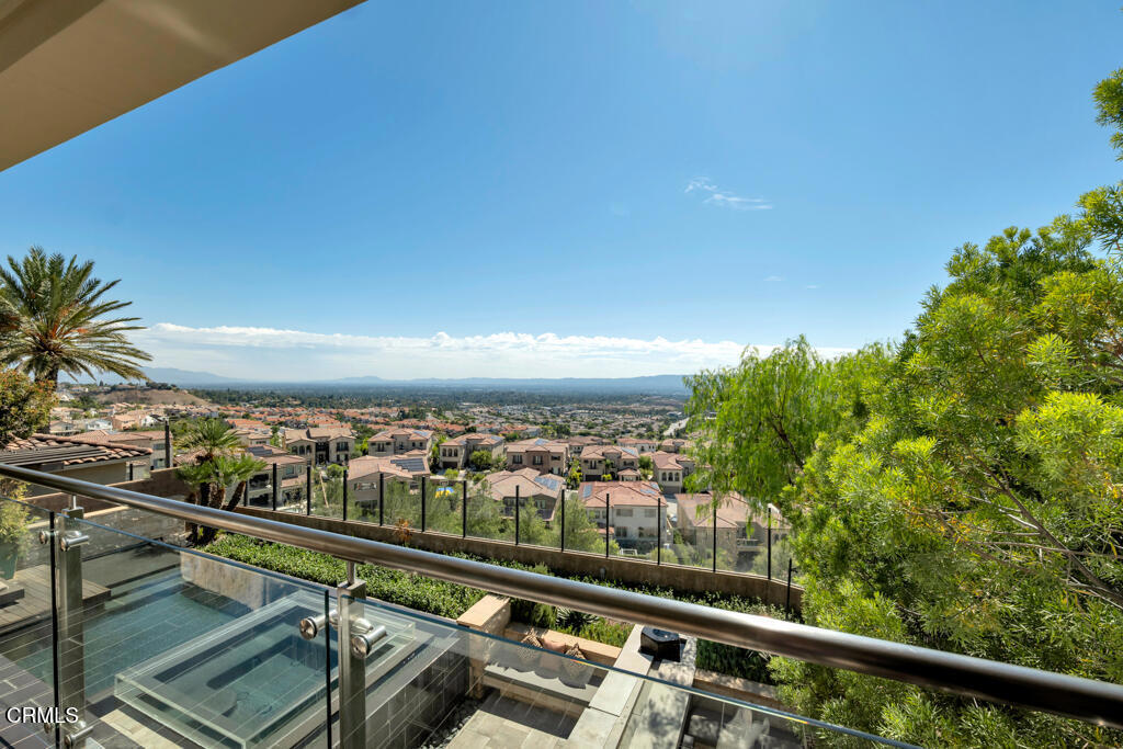 11735 N Manchester Way