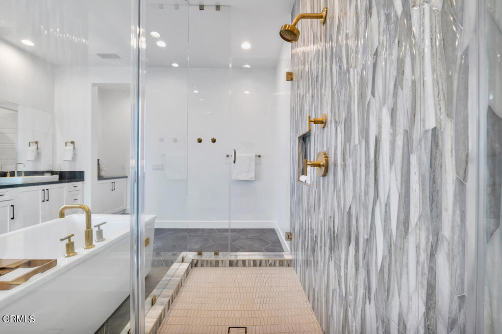 11944 N Red Hawk Lane