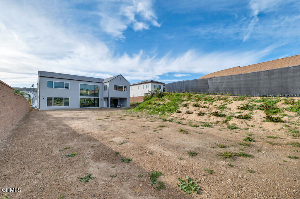 11944 N Red Hawk Lane