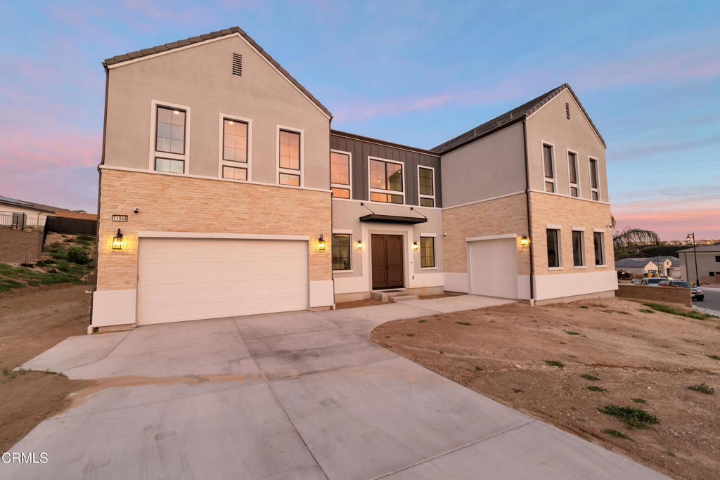 11944 N Red Hawk Lane