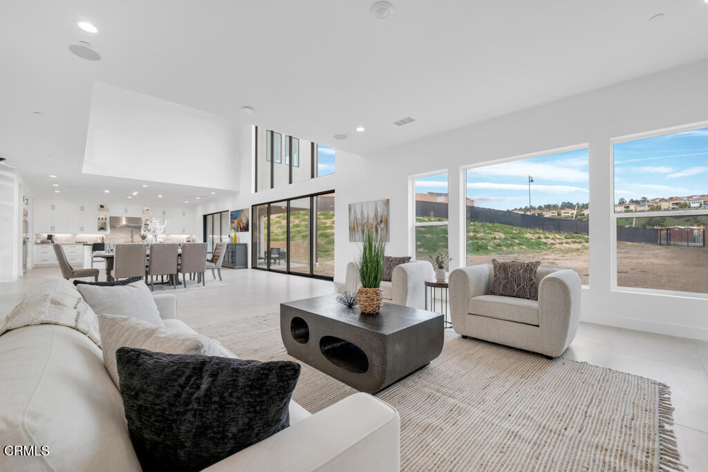 11944 N Red Hawk Lane