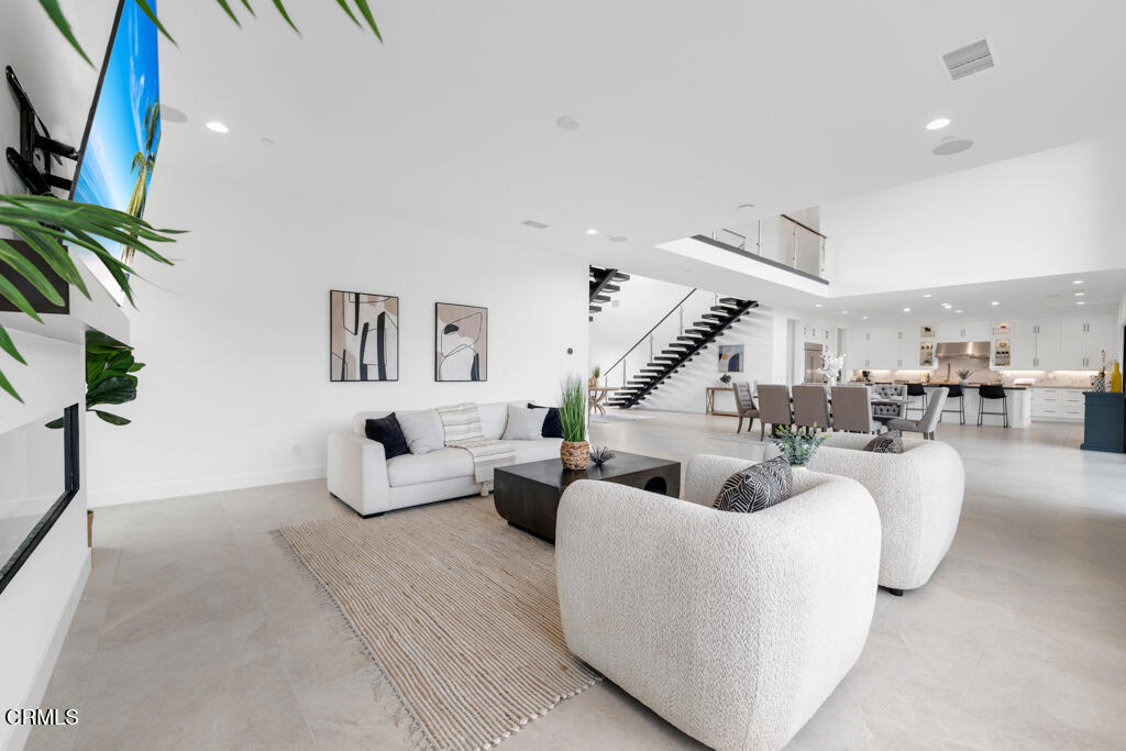 11944 N Red Hawk Lane