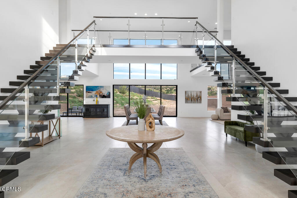 11944 N Red Hawk Lane