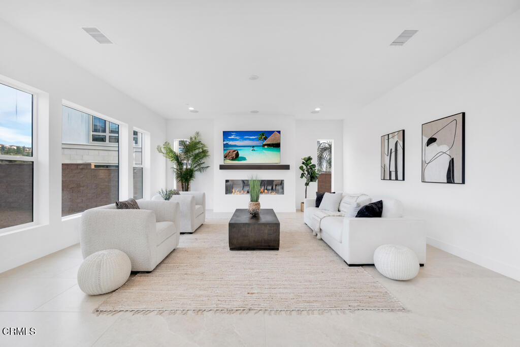 11944 N Red Hawk Lane