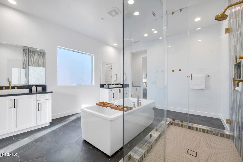 11944 N Red Hawk Lane