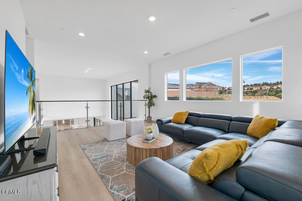 11944 N Red Hawk Lane