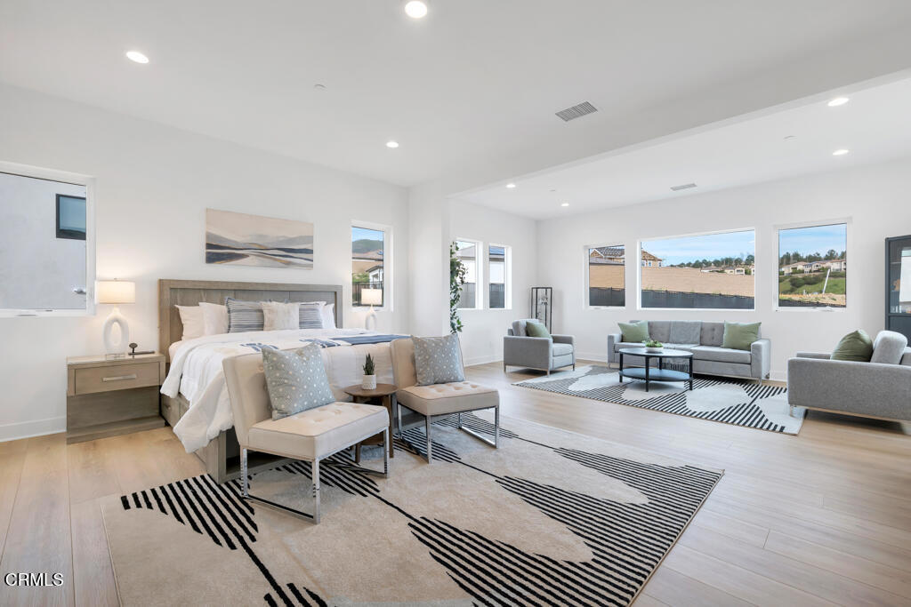 11944 N Red Hawk Lane