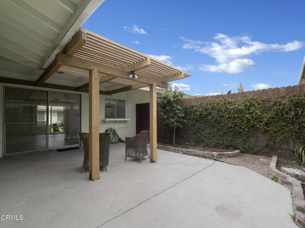 175 W Bowling Green