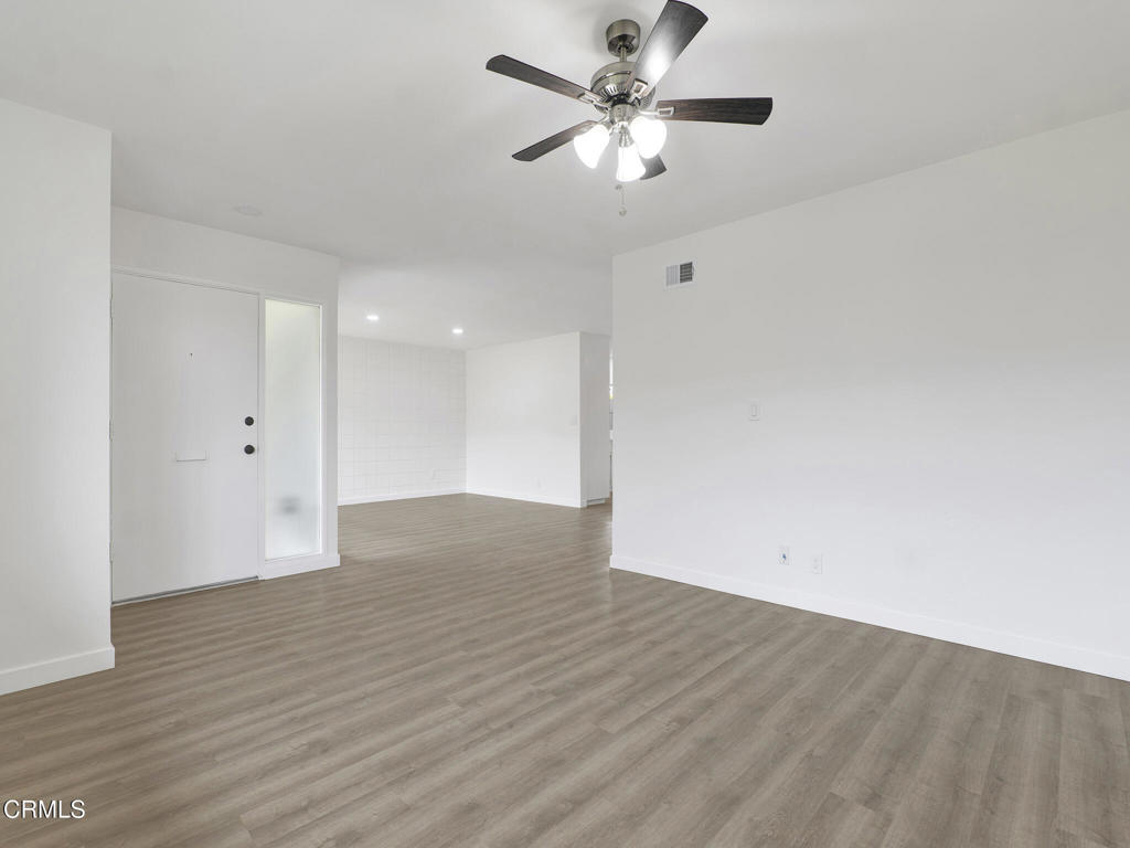 175 W Bowling Green