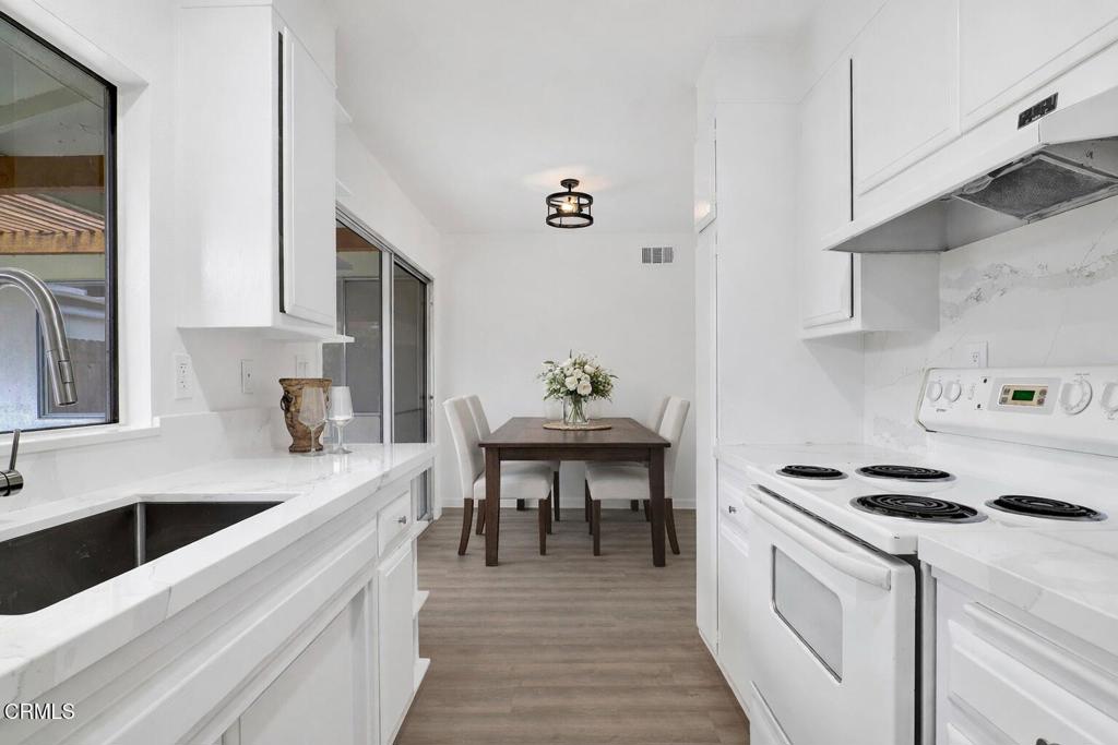 175 W Bowling Green