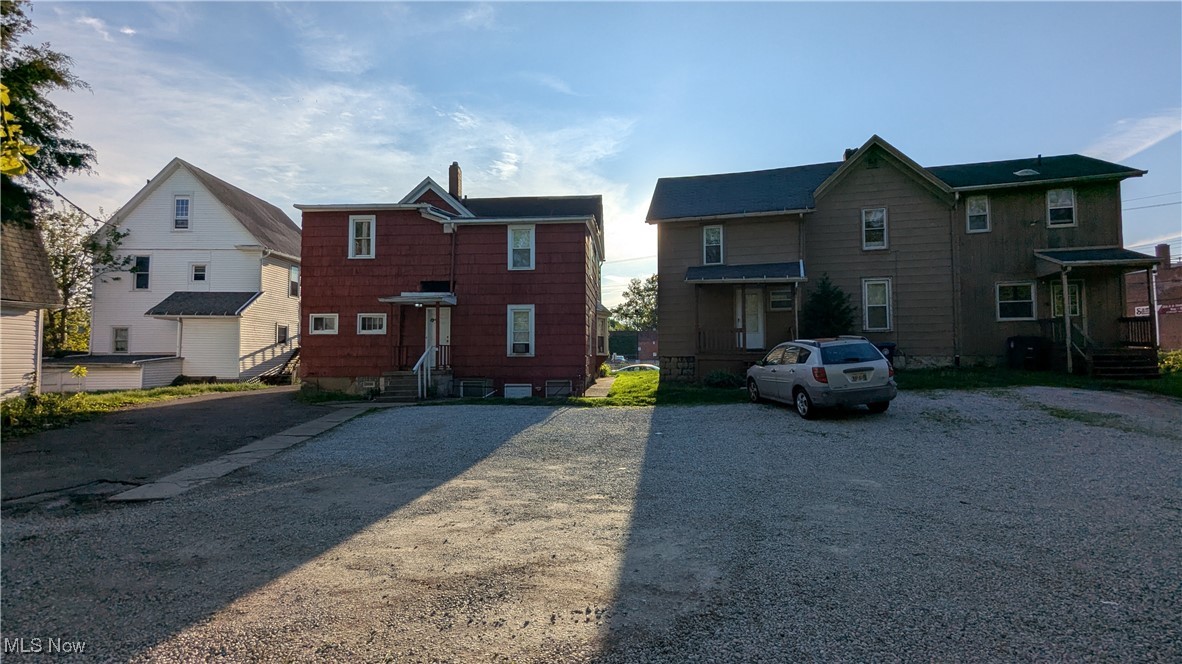 393 Spicer Street