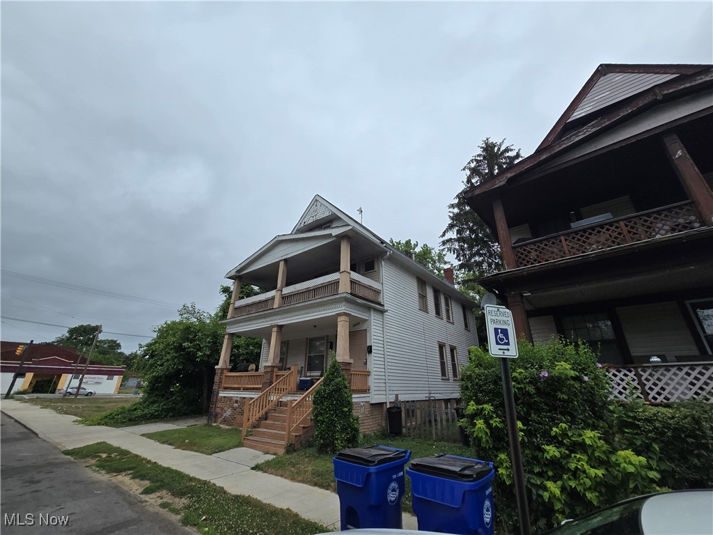 10515 Greenlawn Avenue