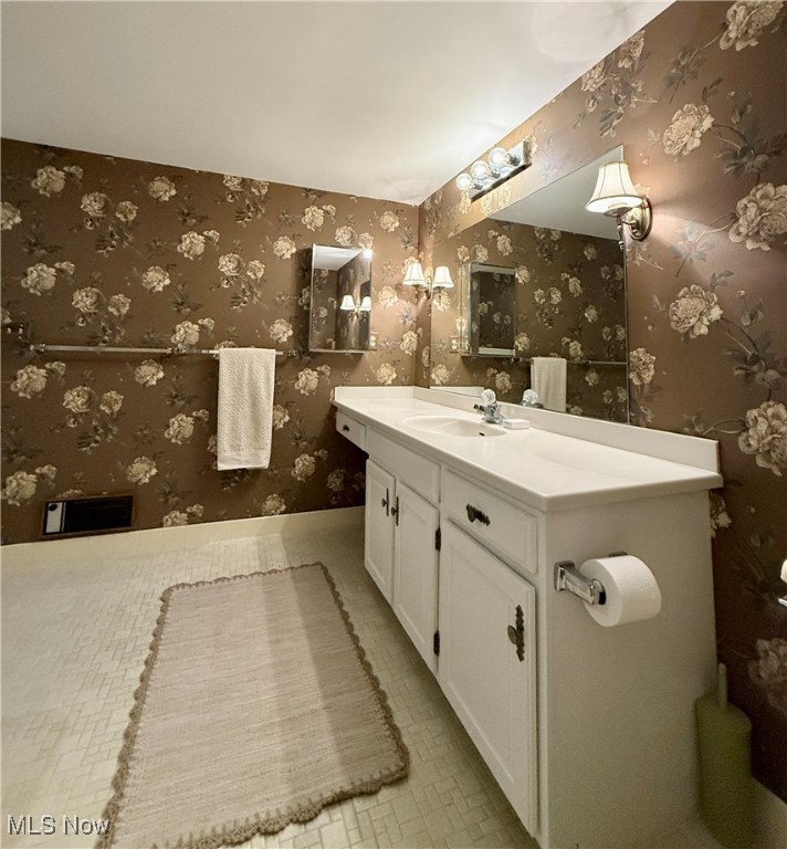 2385 Covington Road 402