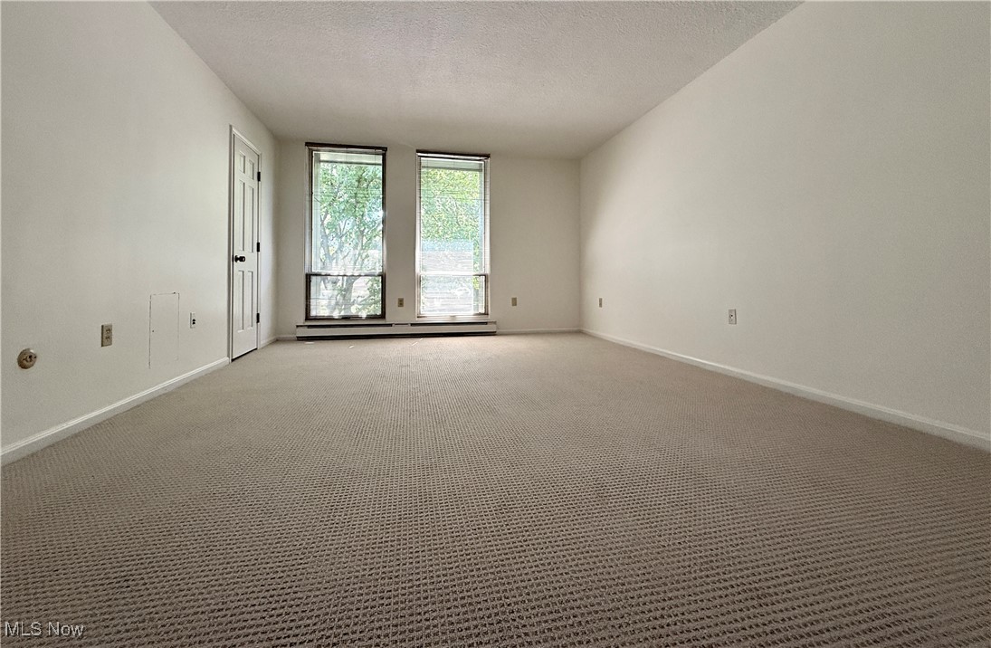 2385 Covington Road 402