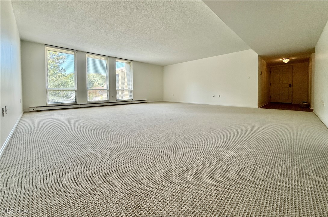 2385 Covington Road 402