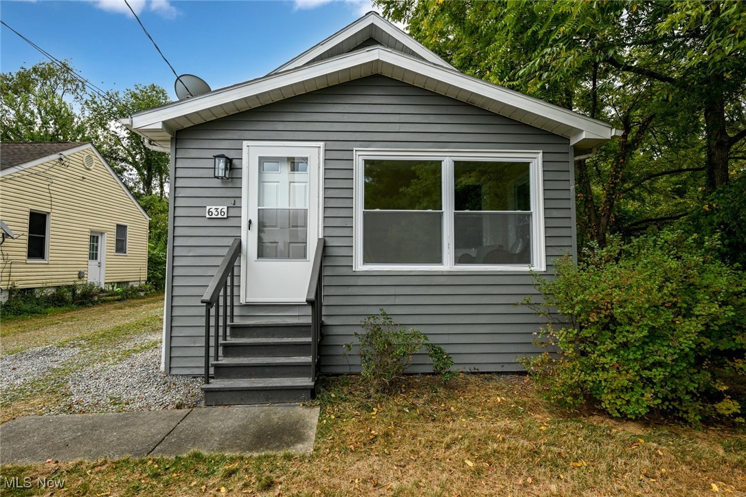 636 Flora Avenue