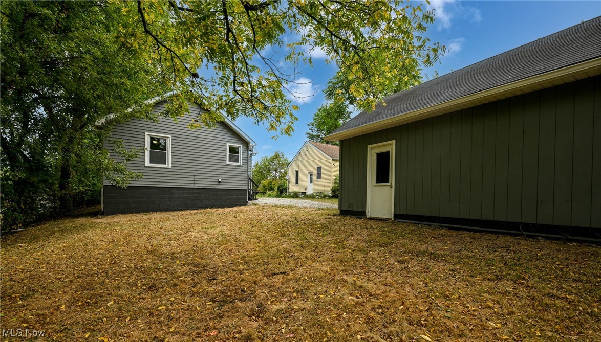 636 Flora Avenue