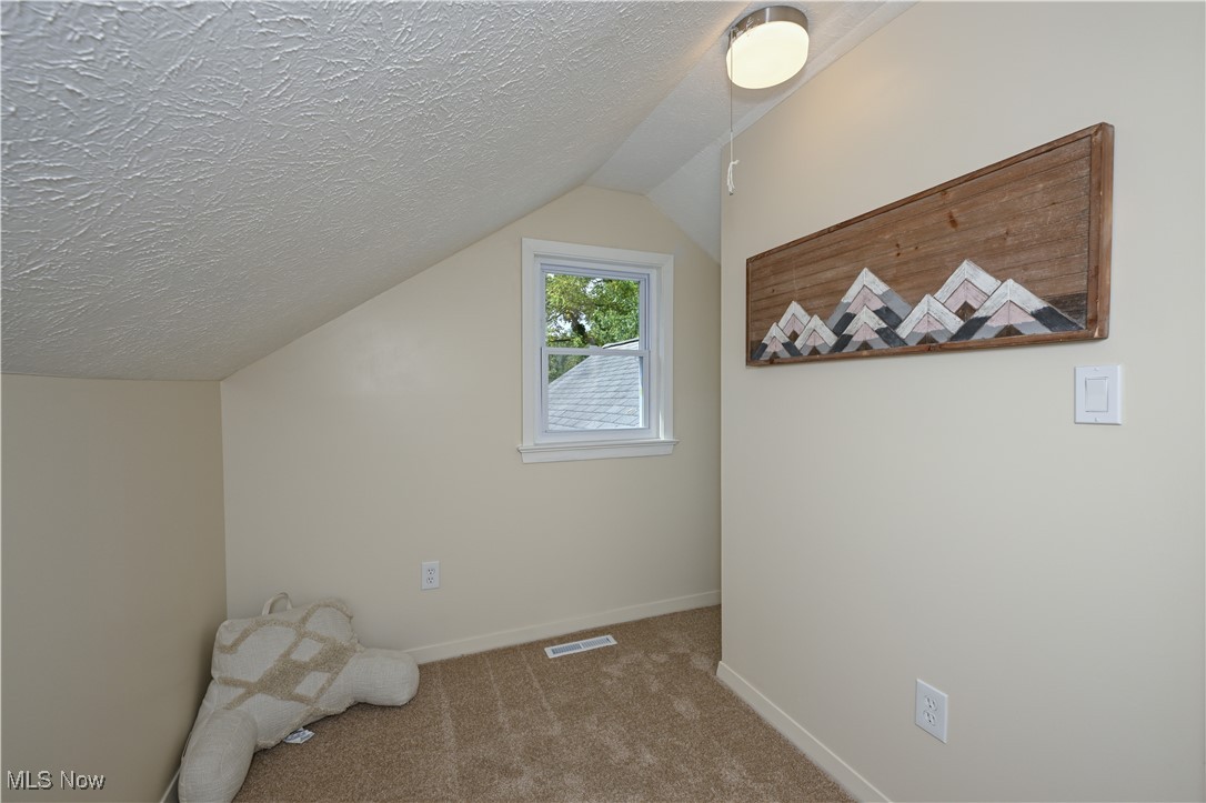 636 Flora Avenue