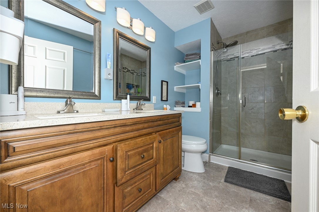 2096 Hidden Hollow Lane